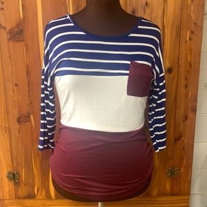 Rue 21 long sleeve shirt. Size small.